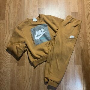 Nike Kids Brown Sweatshirt and Joggers Set